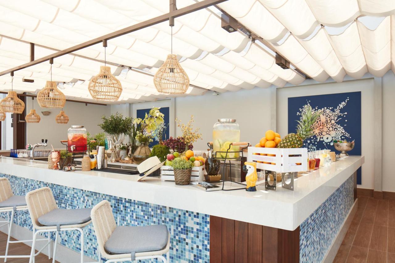 Vida Beach Resort Umm Al Quwain Exterior photo The kitchen of the restaurant